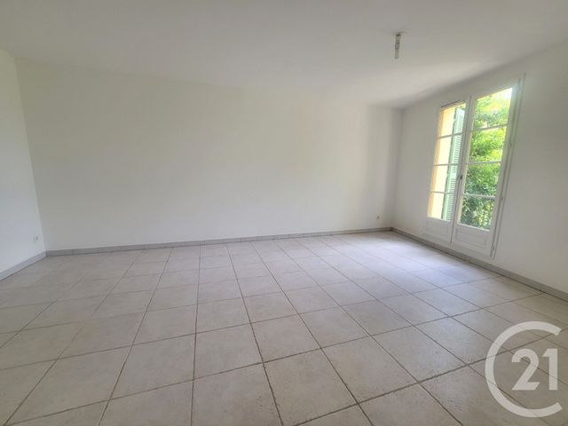 Appartement T3 à vendre - 3 pièces - 73.08 m2 - GRIMAUD - 83 - PROVENCE-ALPES-COTE-D-AZUR - Century 21 Thomas Thum Immobilier