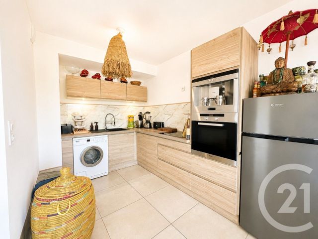 Appartement F3 à vendre - 3 pièces - 63.52 m2 - COGOLIN - 83 - PROVENCE-ALPES-COTE-D-AZUR - Century 21 Thomas Thum Immobilier