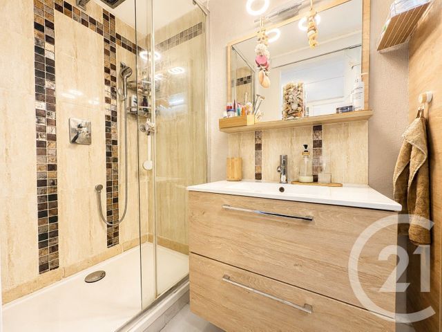 Appartement F2 à vendre - 2 pièces - 26.54 m2 - COGOLIN - 83 - PROVENCE-ALPES-COTE-D-AZUR - Century 21 Thomas Thum Immobilier