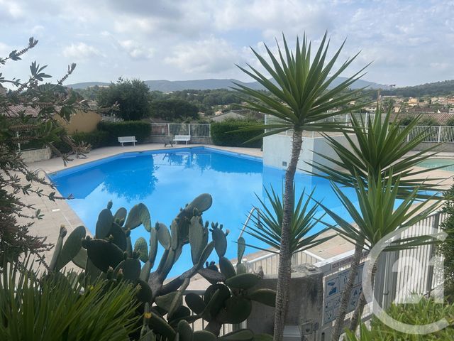 maison à vendre - 2 pièces - 32.0 m2 - COGOLIN - 83 - PROVENCE-ALPES-COTE-D-AZUR - Century 21 Thomas Thum Immobilier