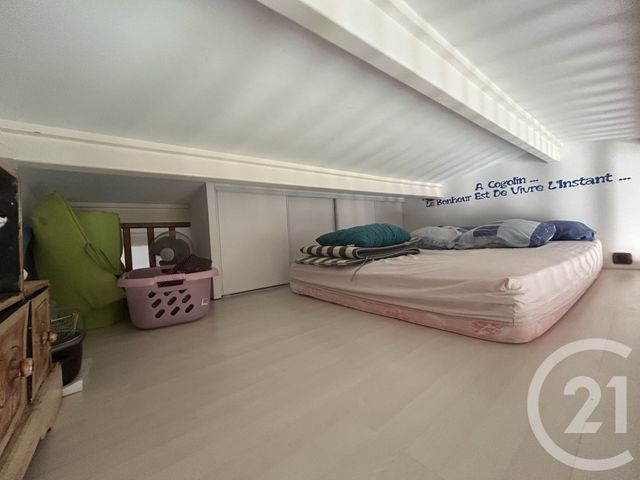 maison à vendre - 2 pièces - 32.0 m2 - COGOLIN - 83 - PROVENCE-ALPES-COTE-D-AZUR - Century 21 Thomas Thum Immobilier