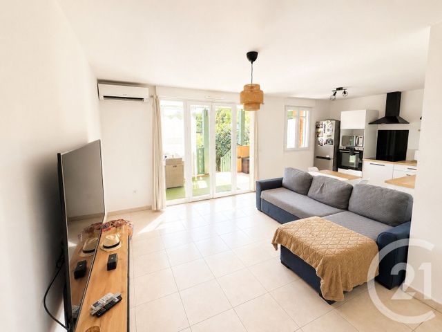 Appartement T3 à vendre - 3 pièces - 60.0 m2 - COGOLIN - 83 - PROVENCE-ALPES-COTE-D-AZUR - Century 21 Thomas Thum Immobilier