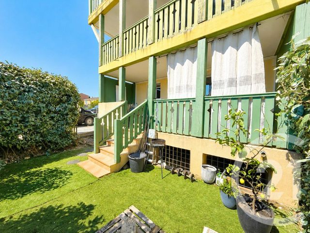Appartement T3 à vendre - 3 pièces - 60.0 m2 - COGOLIN - 83 - PROVENCE-ALPES-COTE-D-AZUR - Century 21 Thomas Thum Immobilier