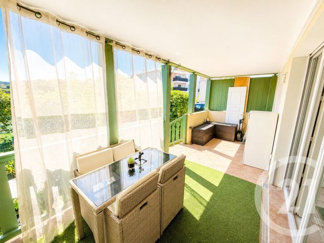 Appartement T3 à vendre - 3 pièces - 60.0 m2 - COGOLIN - 83 - PROVENCE-ALPES-COTE-D-AZUR - Century 21 Thomas Thum Immobilier