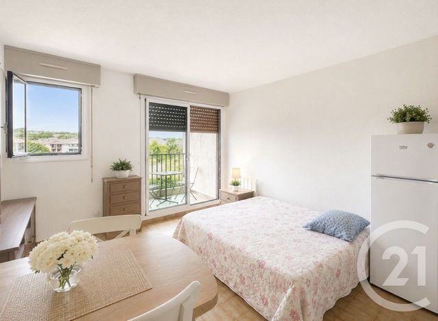 Appartement Studio à vendre - 1 pièce - 21.0 m2 - STE MAXIME - 83 - PROVENCE-ALPES-COTE-D-AZUR - Century 21 Thomas Thum Immobilier
