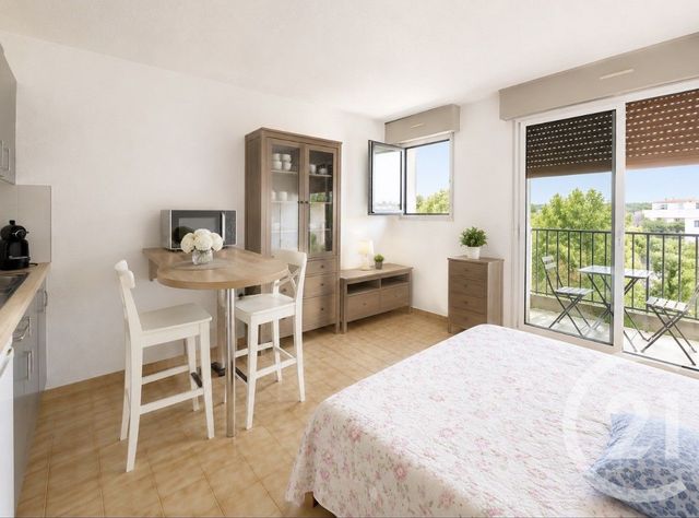 Appartement Studio à vendre - 1 pièce - 21.0 m2 - STE MAXIME - 83 - PROVENCE-ALPES-COTE-D-AZUR - Century 21 Thomas Thum Immobilier