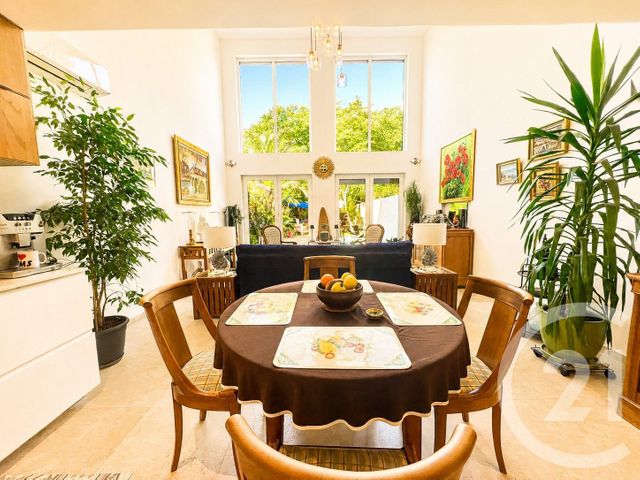 maison à vendre - 4 pièces - 136.6 m2 - COGOLIN - 83 - PROVENCE-ALPES-COTE-D-AZUR - Century 21 Thomas Thum Immobilier