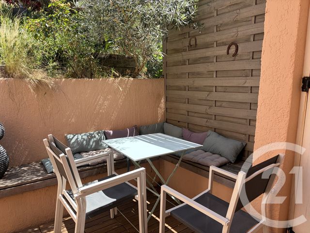 maison à vendre - 4 pièces - 41.0 m2 - COGOLIN - 83 - PROVENCE-ALPES-COTE-D-AZUR - Century 21 Thomas Thum Immobilier