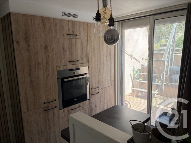 maison à vendre - 4 pièces - 41.0 m2 - COGOLIN - 83 - PROVENCE-ALPES-COTE-D-AZUR - Century 21 Thomas Thum Immobilier