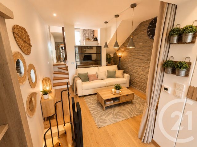 maison à vendre - 4 pièces - 41.0 m2 - COGOLIN - 83 - PROVENCE-ALPES-COTE-D-AZUR - Century 21 Thomas Thum Immobilier