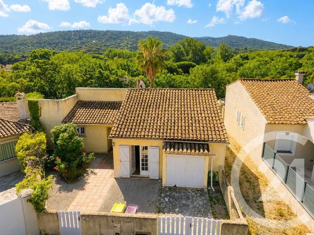 maison à vendre - 4 pièces - 97.5 m2 - GASSIN - 83 - PROVENCE-ALPES-COTE-D-AZUR - Century 21 Thomas Thum Immobilier