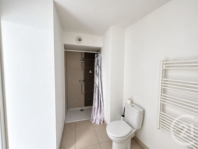 Appartement T1 à vendre - 1 pièce - 39.0 m2 - COGOLIN - 83 - PROVENCE-ALPES-COTE-D-AZUR - Century 21 Thomas Thum Immobilier