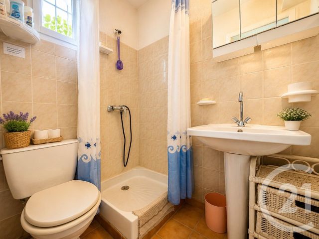 maison à vendre - 2 pièces - 25.85 m2 - COGOLIN - 83 - PROVENCE-ALPES-COTE-D-AZUR - Century 21 Thomas Thum Immobilier