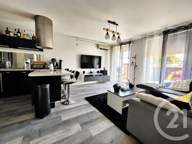 Appartement F3 à vendre - 3 pièces - 60.55 m2 - COGOLIN - 83 - PROVENCE-ALPES-COTE-D-AZUR - Century 21 Thomas Thum Immobilier