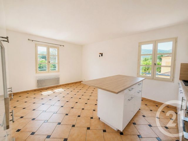 Appartement T3 à vendre - 3 pièces - 52.16 m2 - LA MOLE - 83 - PROVENCE-ALPES-COTE-D-AZUR - Century 21 Thomas Thum Immobilier