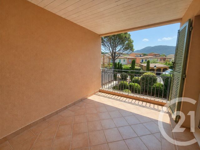 Appartement T3 à vendre - 3 pièces - 52.16 m2 - LA MOLE - 83 - PROVENCE-ALPES-COTE-D-AZUR - Century 21 Thomas Thum Immobilier