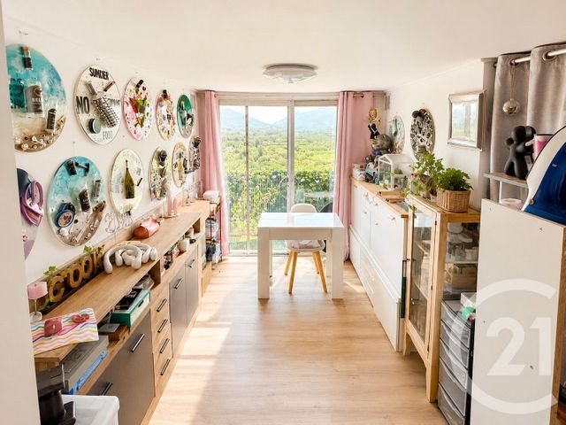 Appartement T2 à vendre - 3 pièces - 36.0 m2 - COGOLIN - 83 - PROVENCE-ALPES-COTE-D-AZUR - Century 21 Thomas Thum Immobilier