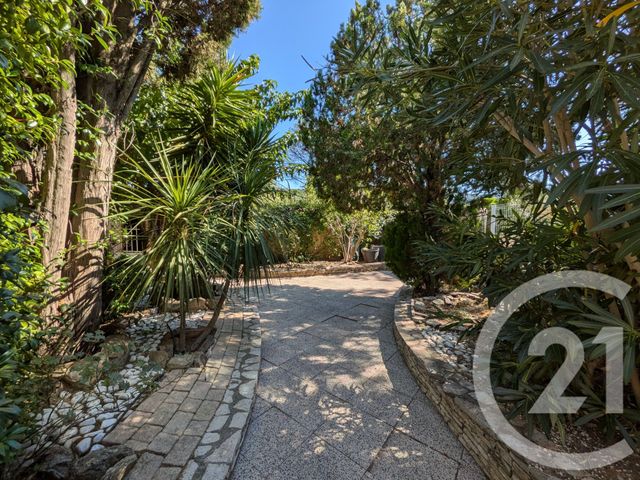 maison à vendre - 10 pièces - 245.0 m2 - COGOLIN - 83 - PROVENCE-ALPES-COTE-D-AZUR - Century 21 Thomas Thum Immobilier