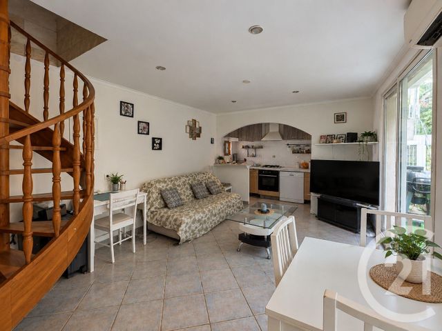 maison à vendre - 10 pièces - 245.0 m2 - COGOLIN - 83 - PROVENCE-ALPES-COTE-D-AZUR - Century 21 Thomas Thum Immobilier