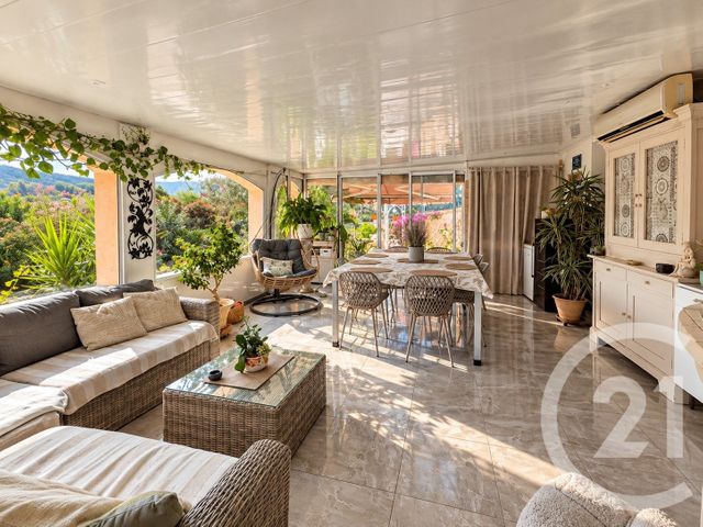 maison à vendre - 10 pièces - 245.0 m2 - COGOLIN - 83 - PROVENCE-ALPES-COTE-D-AZUR - Century 21 Thomas Thum Immobilier