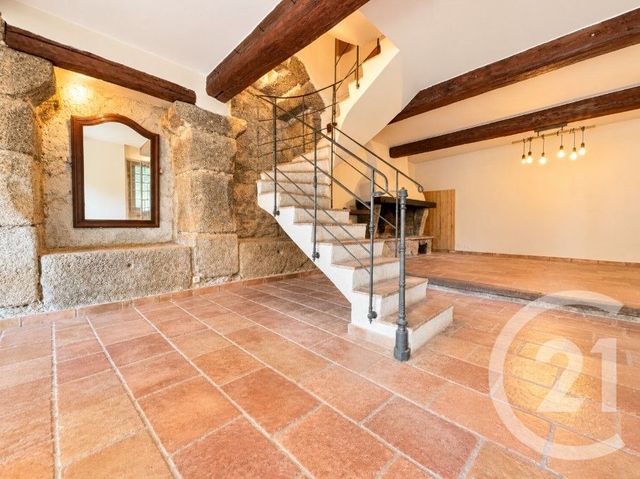 maison à vendre - 5 pièces - 170.39 m2 - LE PLAN DE LA TOUR - 83 - PROVENCE-ALPES-COTE-D-AZUR - Century 21 Thomas Thum Immobilier