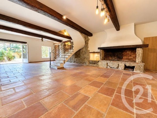 maison à vendre - 5 pièces - 170.39 m2 - LE PLAN DE LA TOUR - 83 - PROVENCE-ALPES-COTE-D-AZUR - Century 21 Thomas Thum Immobilier