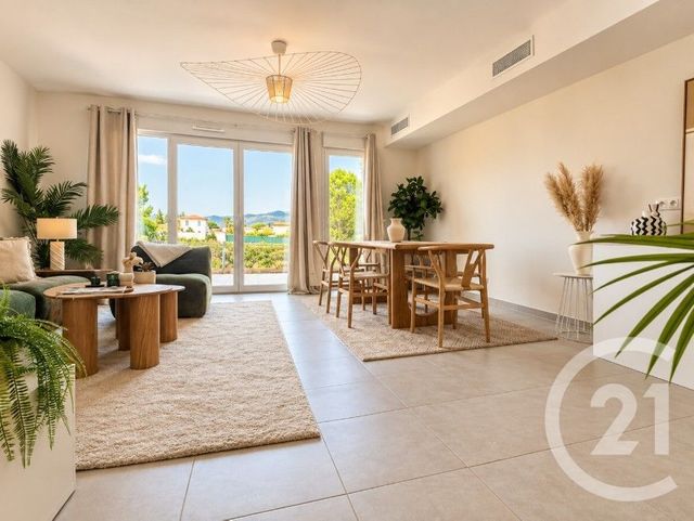 maison à vendre - 4 pièces - 89.02 m2 - COGOLIN - 83 - PROVENCE-ALPES-COTE-D-AZUR - Century 21 Thomas Thum Immobilier