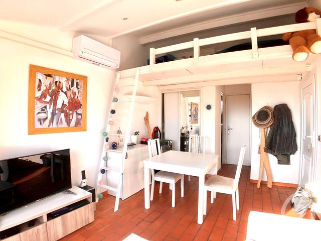 Appartement F2 à vendre - 2 pièces - 30.64 m2 - COGOLIN - 83 - PROVENCE-ALPES-COTE-D-AZUR - Century 21 Thomas Thum Immobilier Appartement F2 à vendre - 2 pièces - 30.64 m2 - COGOLIN - 83 - PROVENCE-ALPES-COTE-D-AZUR - Century 21 Thomas Thum Immobilier