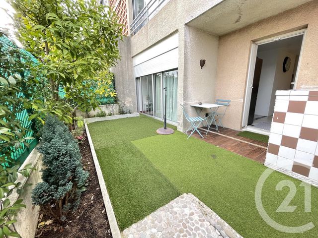 Appartement à vendre - 4 pièces - 82.58 m2 - COGOLIN - 83 - PROVENCE-ALPES-COTE-D-AZUR - Century 21 Thomas Thum Immobilier Appartement à vendre - 4 pièces - 82.58 m2 - COGOLIN - 83 - PROVENCE-ALPES-COTE-D-AZUR - Century 21 Thomas Thum Immobilier