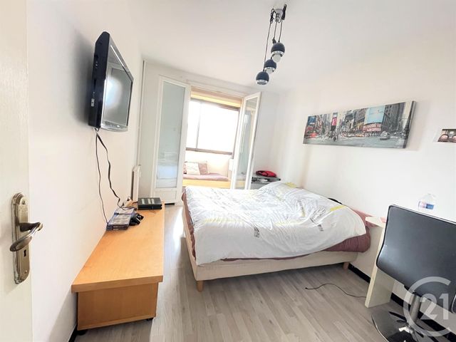 Appartement F3 à vendre - 4 pièces - 72.42 m2 - COGOLIN - 83 - PROVENCE-ALPES-COTE-D-AZUR - Century 21 Thomas Thum Immobilier Appartement F3 à vendre - 4 pièces - 72.42 m2 - COGOLIN - 83 - PROVENCE-ALPES-COTE-D-AZUR - Century 21 Thomas Thum Immobilier