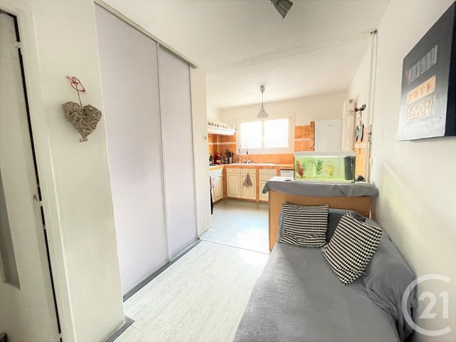 Appartement F3 à vendre - 4 pièces - 72.42 m2 - COGOLIN - 83 - PROVENCE-ALPES-COTE-D-AZUR - Century 21 Thomas Thum Immobilier Appartement F3 à vendre - 4 pièces - 72.42 m2 - COGOLIN - 83 - PROVENCE-ALPES-COTE-D-AZUR - Century 21 Thomas Thum Immobilier