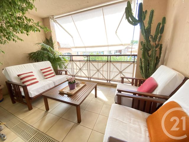 Afficher la photo en grand appartement à vendre - 3 pièces - 71.22 m2 - COGOLIN - 83 - PROVENCE-ALPES-COTE-D-AZUR - Century 21 Thomas Thum Immobilier