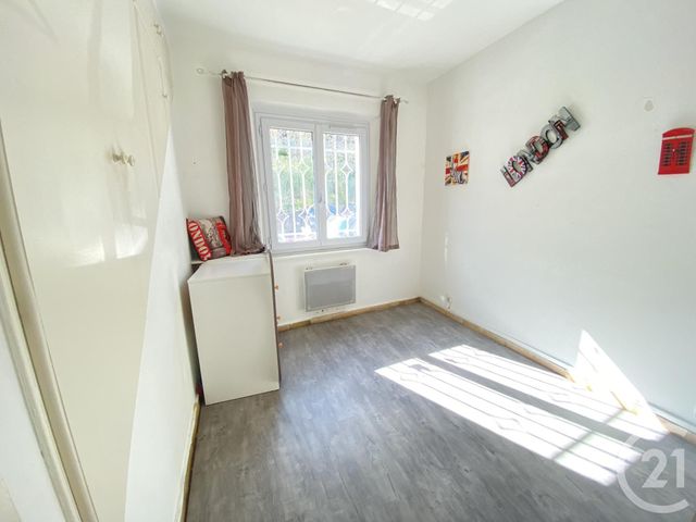 Afficher la photo en grand appartement à vendre - 3 pièces - 55.0 m2 - COGOLIN - 83 - PROVENCE-ALPES-COTE-D-AZUR - Century 21 Thomas Thum Immobilier