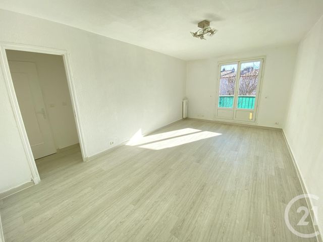 Appartement F3 à vendre - 3 pièces - 58.78 m2 - COGOLIN - 83 - PROVENCE-ALPES-COTE-D-AZUR - Century 21 Thomas Thum Immobilier Appartement F3 à vendre - 3 pièces - 58.78 m2 - COGOLIN - 83 - PROVENCE-ALPES-COTE-D-AZUR - Century 21 Thomas Thum Immobilier