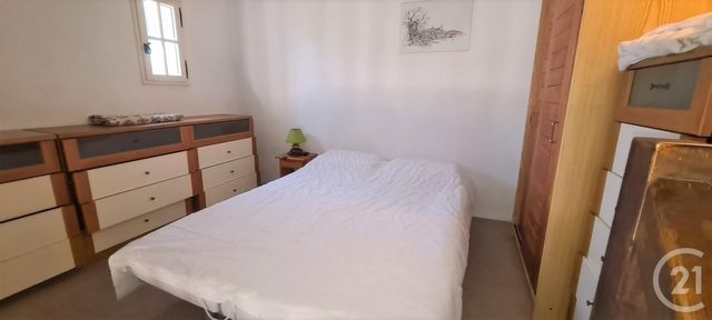 Afficher la photo en grand Studio à vendre - 1 pièce - 26.23 m2 - COGOLIN - 83 - PROVENCE-ALPES-COTE-D-AZUR - Century 21 Thomas Thum Immobilier