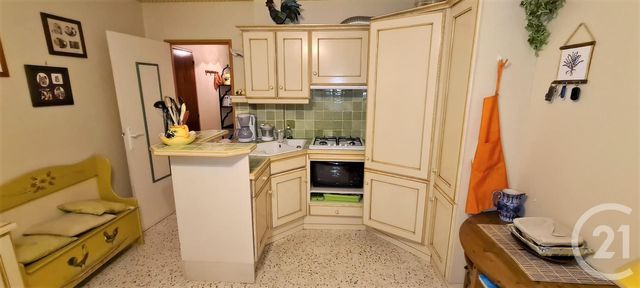 Afficher la photo en grand Appartement T2 à vendre - 2 pièces - 35.34 m2 - COGOLIN - 83 - PROVENCE-ALPES-COTE-D-AZUR - Century 21 Thomas Thum Immobilier