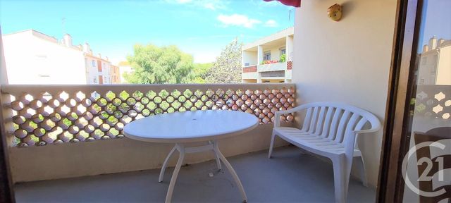 Afficher la photo en grand Appartement T2 à vendre - 2 pièces - 35.34 m2 - COGOLIN - 83 - PROVENCE-ALPES-COTE-D-AZUR - Century 21 Thomas Thum Immobilier
