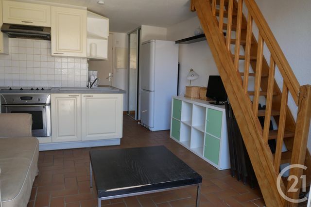 Afficher la photo en grand maison à vendre - 2 pièces - 37.0 m2 - COGOLIN - 83 - PROVENCE-ALPES-COTE-D-AZUR - Century 21 Thomas Thum Immobilier