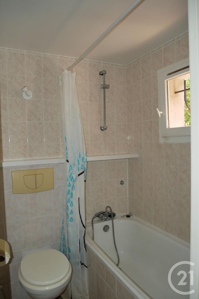 Afficher la photo en grand maison à vendre - 2 pièces - 37.0 m2 - COGOLIN - 83 - PROVENCE-ALPES-COTE-D-AZUR - Century 21 Thomas Thum Immobilier
