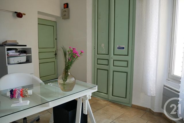 Afficher la photo en grand Appartement F5 à vendre - 5 pièces - 155.22 m2 - COGOLIN - 83 - PROVENCE-ALPES-COTE-D-AZUR - Century 21 Thomas Thum Immobilier