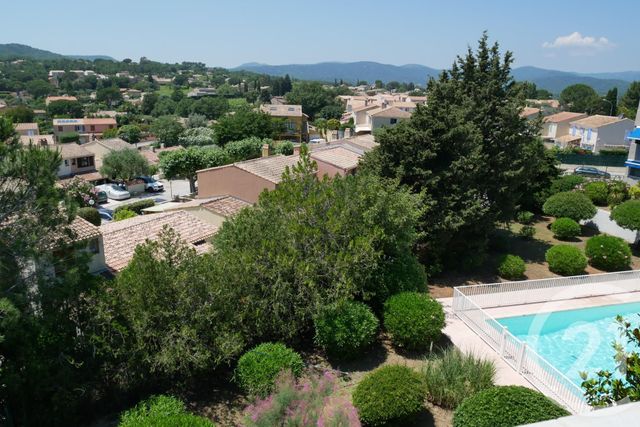 Afficher la photo en grand Appartement F2 à vendre - 2 pièces - 59.41 m2 - COGOLIN - 83 - PROVENCE-ALPES-COTE-D-AZUR - Century 21 Thomas Thum Immobilier