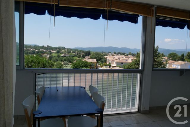 Afficher la photo en grand Appartement F2 à vendre - 2 pièces - 59.41 m2 - COGOLIN - 83 - PROVENCE-ALPES-COTE-D-AZUR - Century 21 Thomas Thum Immobilier