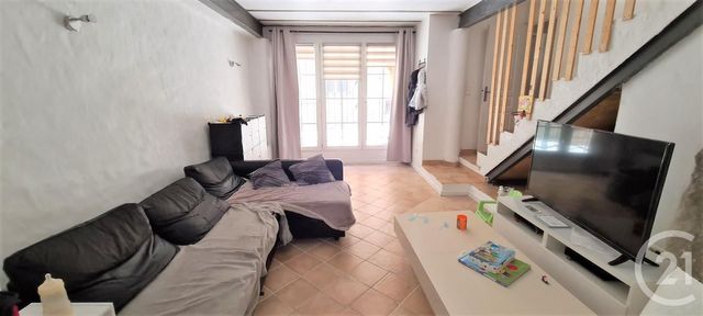 Afficher la photo en grand Appartement T4 à vendre - 5 pièces - 85.0 m2 - COGOLIN - 83 - PROVENCE-ALPES-COTE-D-AZUR - Century 21 Thomas Thum Immobilier