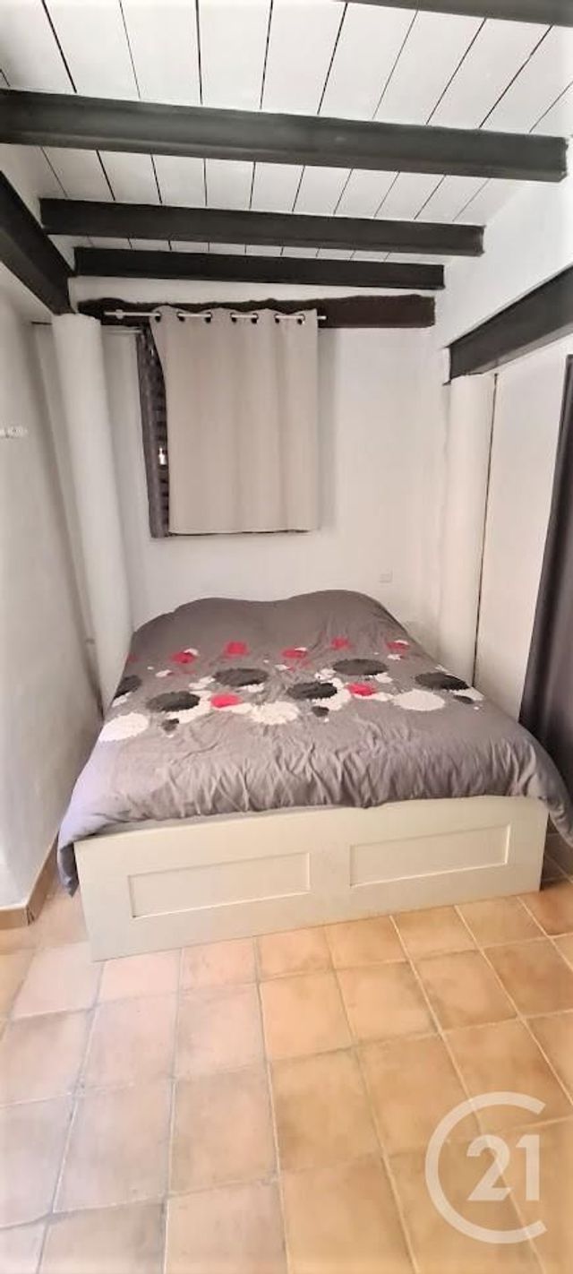 Afficher la photo en grand Appartement T4 à vendre - 5 pièces - 85.0 m2 - COGOLIN - 83 - PROVENCE-ALPES-COTE-D-AZUR - Century 21 Thomas Thum Immobilier