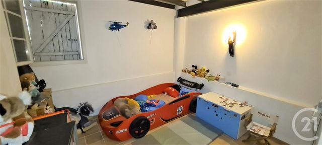Afficher la photo en grand Appartement T4 à vendre - 5 pièces - 85.0 m2 - COGOLIN - 83 - PROVENCE-ALPES-COTE-D-AZUR - Century 21 Thomas Thum Immobilier