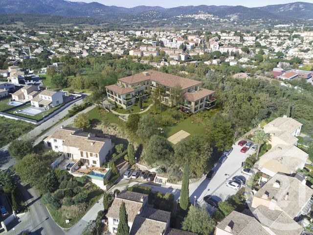 appartement à vendre - 3 pièces - 68.46 m2 - COGOLIN - 83 - PROVENCE-ALPES-COTE-D-AZUR - Century 21 Thomas Thum Immobilier