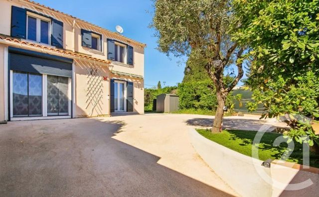 maison à vendre - 6 pièces - 110.0 m2 - COGOLIN - 83 - PROVENCE-ALPES-COTE-D-AZUR - Century 21 Thomas Thum Immobilier