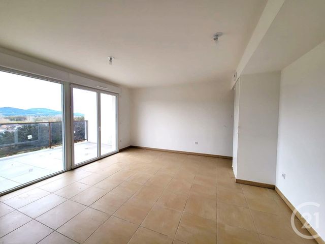 Appartement T3 à vendre - 3 pièces - 63.08 m2 - COGOLIN - 83 - PROVENCE-ALPES-COTE-D-AZUR - Century 21 Thomas Thum Immobilier