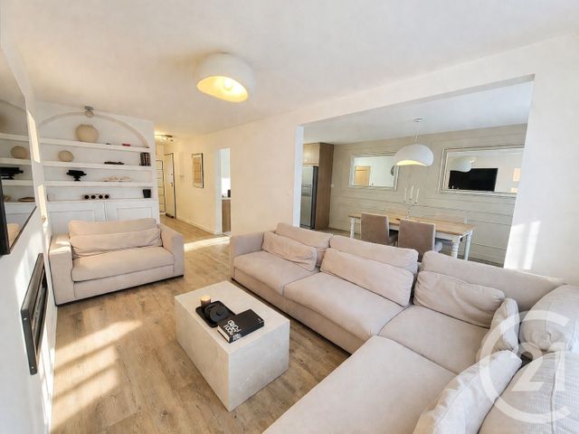 Appartement T4 à vendre - 4 pièces - 97.81 m2 - COGOLIN - 83 - PROVENCE-ALPES-COTE-D-AZUR - Century 21 Thomas Thum Immobilier