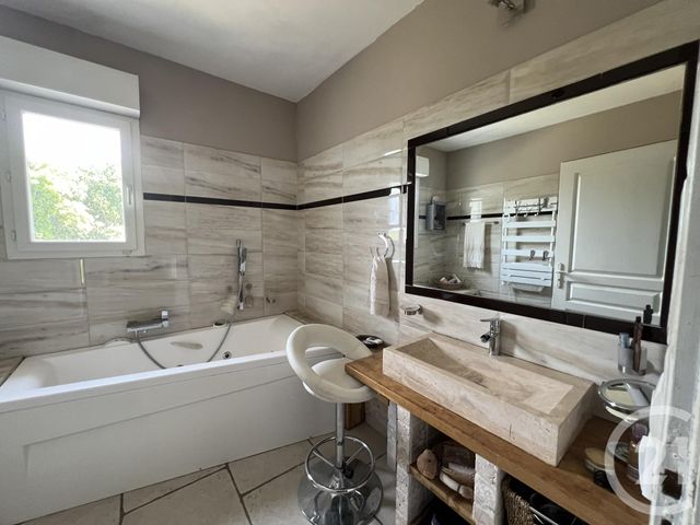 Afficher la photo en grand maison à vendre - 8 pièces - 205.0 m2 - LE PLAN DE LA TOUR - 83 - PROVENCE-ALPES-COTE-D-AZUR - Century 21 Thomas Thum Immobilier